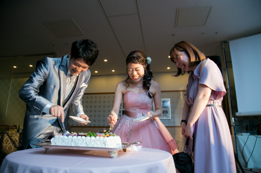 舞浜サンルートプラザ東京での結婚式二次会レポ ケーキ入刀 結婚式二次会 1 5次会の幹事代行のご相談なら 2次会プランナー へ
